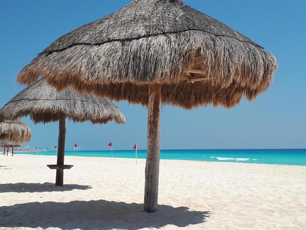 Departamentos Al Lado Del Mar En Zona Hotelera Cancún Eksteriør bilde
